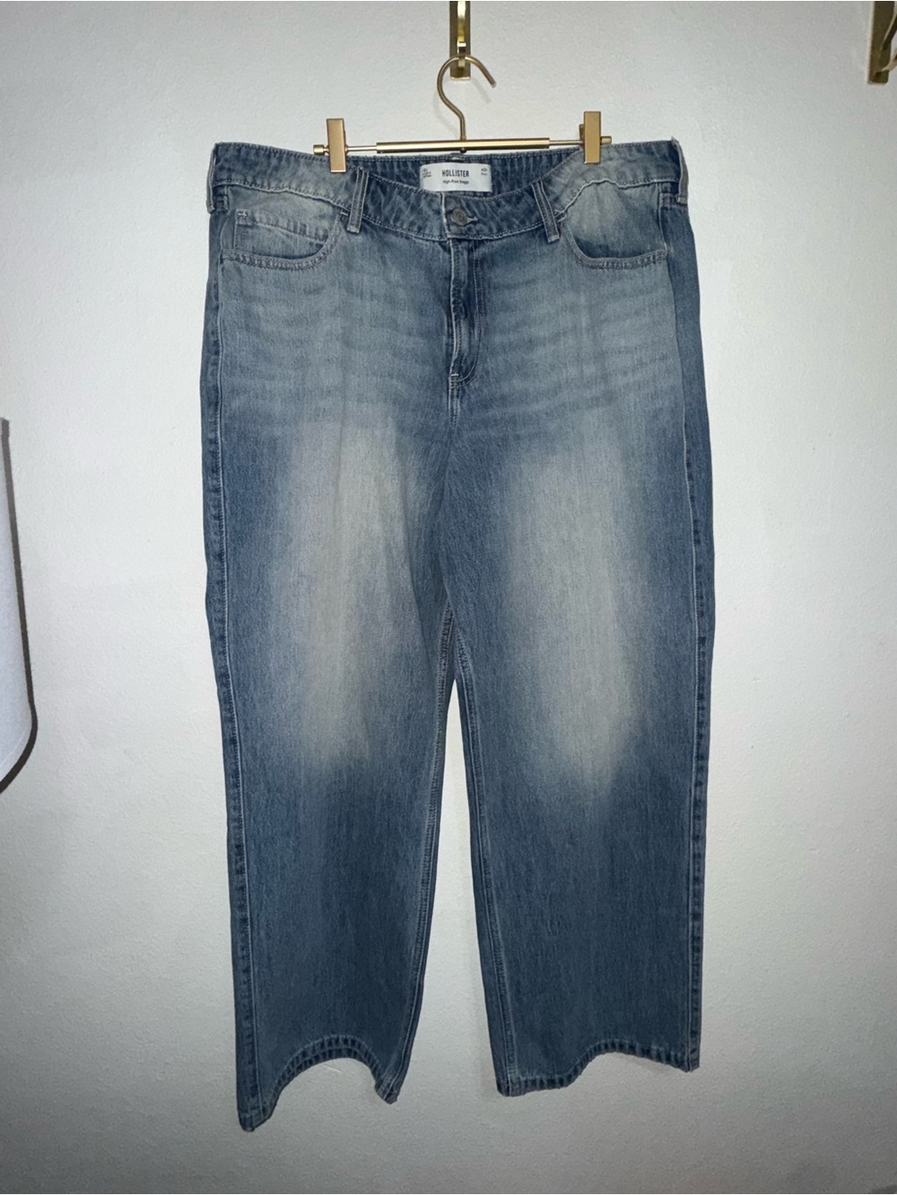 Hollister Woman’s High-Rise Baggy Light Blue Washed Jeans